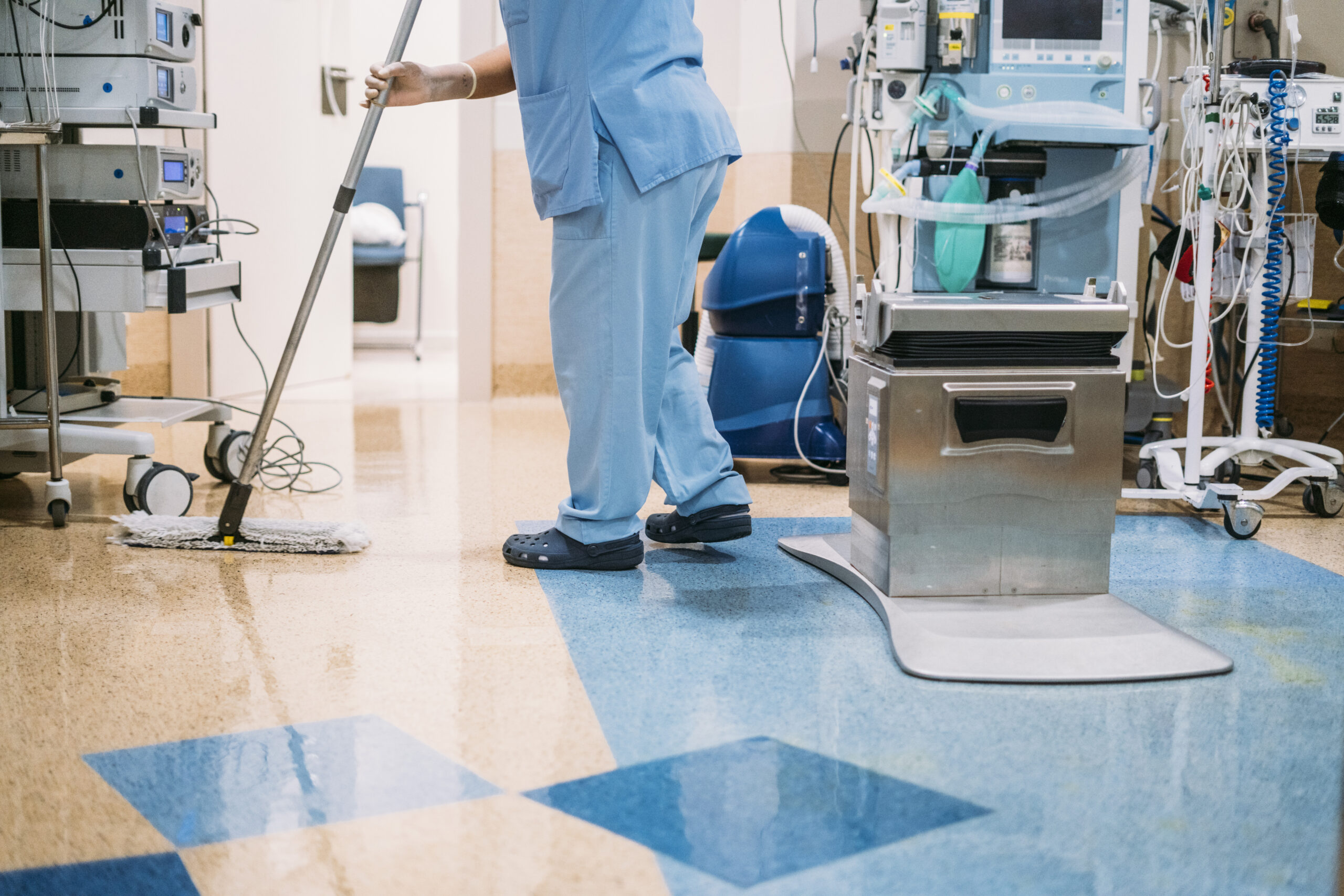 commercial cleaning services for a hos hospital cleaning services